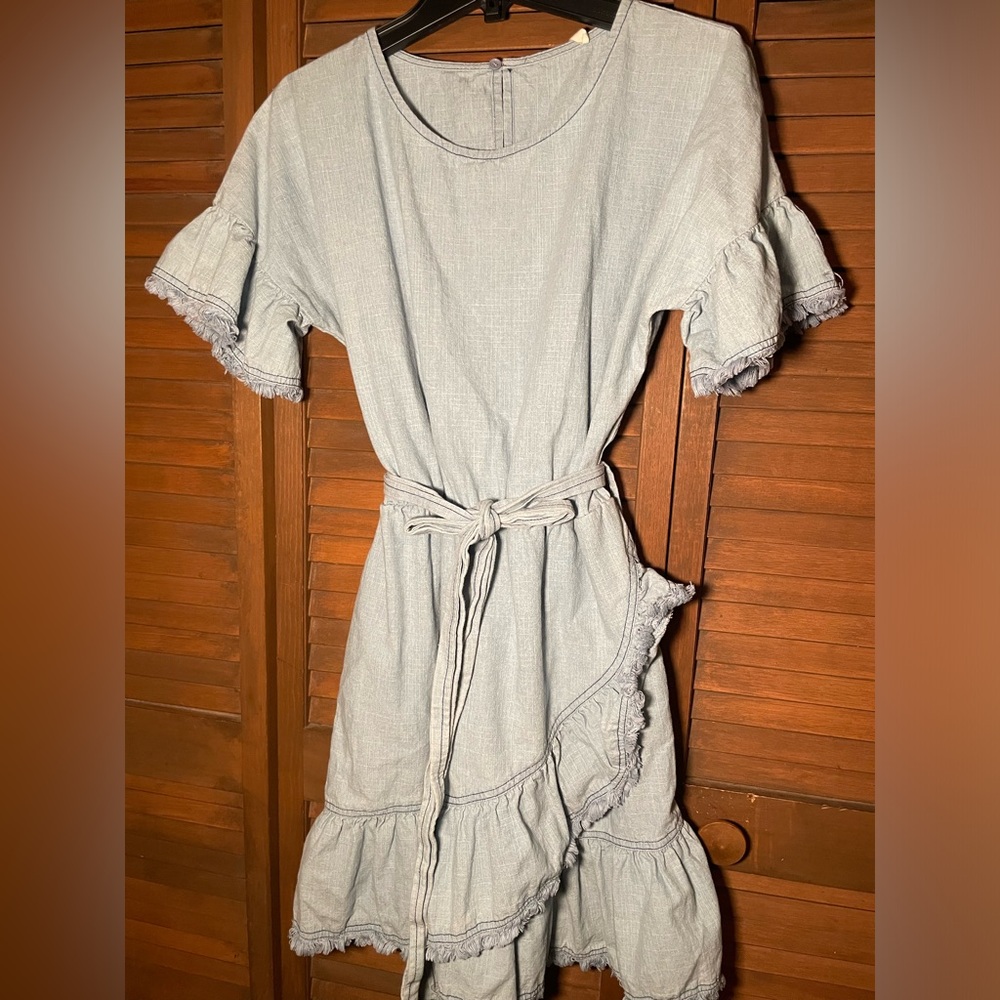 Chambray ruffle dress!